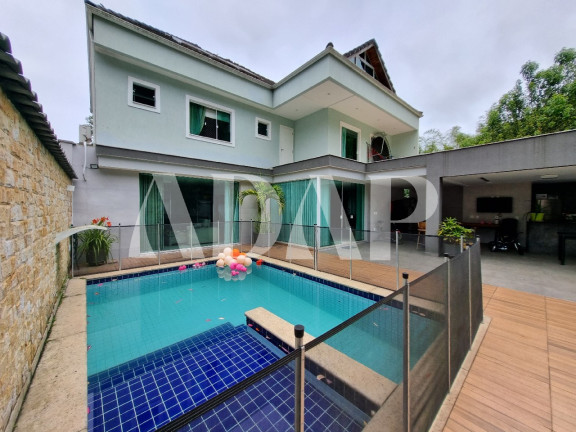 Casa com 4 Quartos à Venda, 430 m² em Vargem Pequena - Rio De Janeiro