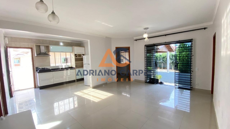 Imagem Casa com 3 Quartos à Venda, 175 m² em Centro - Navegantes Imagem Casa com 3 Quartos à Venda, 175 m² em Centro - Navegantes