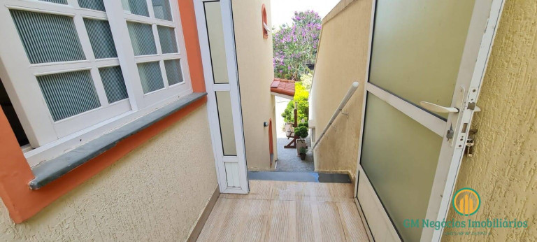 Imagem Casa de Condomínio com 3 Quartos à Venda, 360 m² em Jardim Lambreta - Cotia Imagem Casa de Condomínio com 3 Quartos à Venda, 360 m² em Jardim Lambreta - Cotia