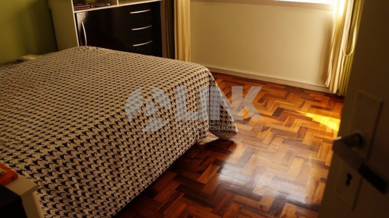 Imagem Apartamento com 2 Quartos à Venda, 58 m² em Vila Ipiranga - Porto Alegre
