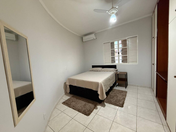 Imagem Sobrado com 5 Quartos à Venda, 600 m² em Jardim Califórnia - Cuiabá Imagem Sobrado com 5 Quartos à Venda, 600 m² em Jardim Califórnia - Cuiabá