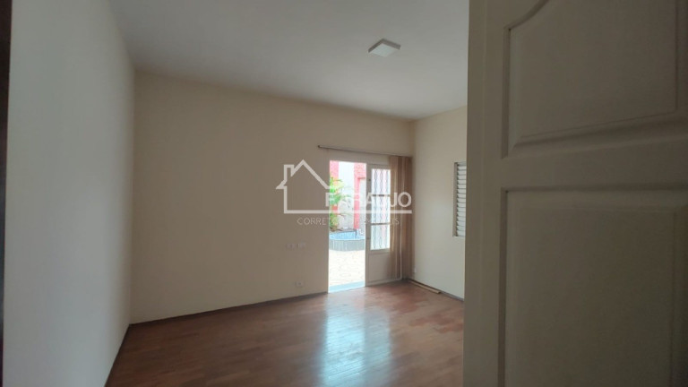 Imagem Casa com 4 Quartos para Alugar, 265 m² em Vila Trujillo - Sorocaba Imagem Casa com 4 Quartos para Alugar, 265 m² em Vila Trujillo - Sorocaba