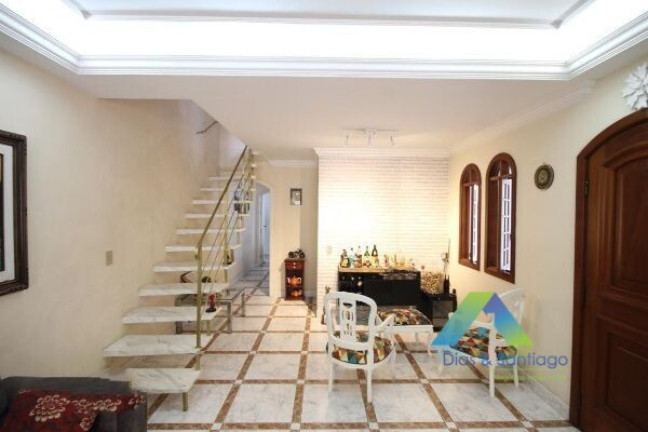 Casa de Condomínio com 4 Quartos à Venda, 250 m² em Vila Das Mercês - São Paulo