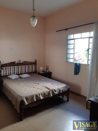 Imagem Casa com 3 Quartos à Venda, em Centro - Jacareí Imagem Casa com 3 Quartos à Venda, em Centro - Jacareí