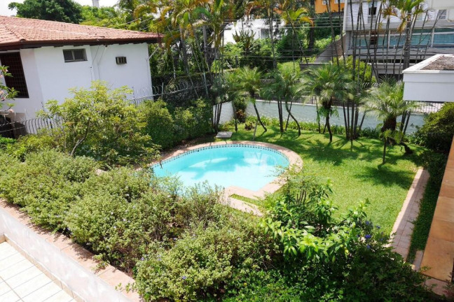 Imagem Casa com 6 Quartos à Venda, 572 m² em Jardim Guedala - São Paulo