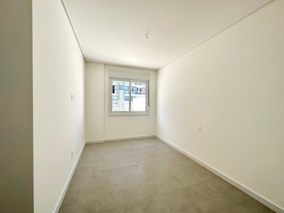 Imagem Casa com 4 Quartos à Venda, 246 m² em Navegantes - Capao Da Canoa Imagem Casa com 4 Quartos à Venda, 246 m² em Navegantes - Capao Da Canoa