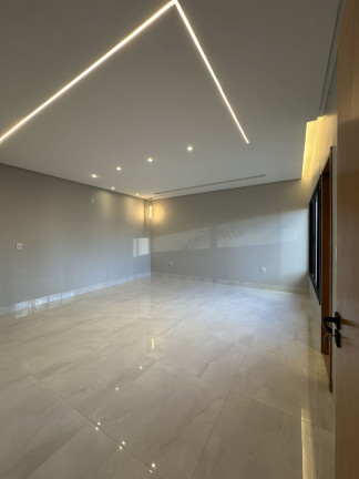 Imagem Casa com 3 Quartos à Venda, 177 m² em Setor Três Marias - Goiânia Imagem Casa com 3 Quartos à Venda, 177 m² em Setor Três Marias - Goiânia