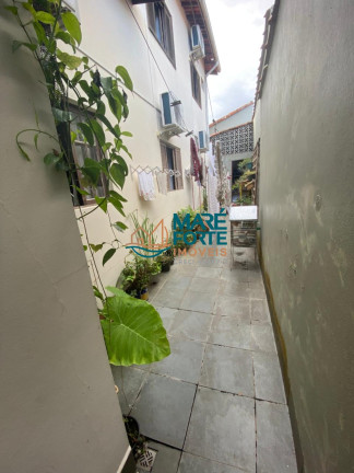 Imagem Sobrado com 4 Quartos à Venda, 220 m² em Jardim Samambaia - Ubatuba Imagem Sobrado com 4 Quartos à Venda, 220 m² em Jardim Samambaia - Ubatuba