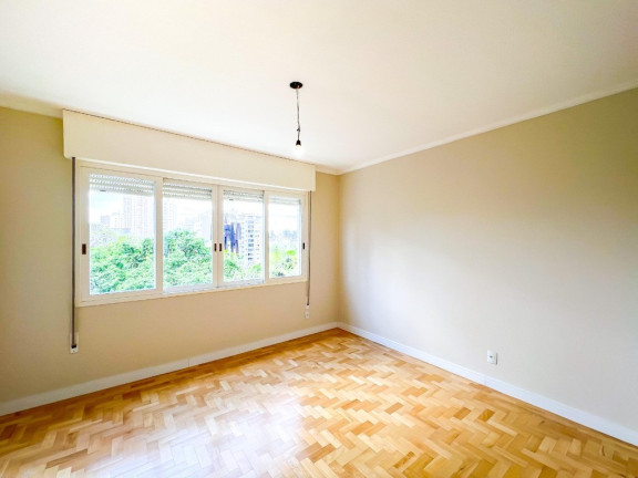 Imagem Imóvel com 4 Quartos à Venda, 226 m² em Moinhos De Vento - Porto Alegre Imagem Imóvel com 4 Quartos à Venda, 226 m² em Moinhos De Vento - Porto Alegre