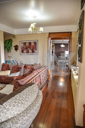 Imagem Casa com 5 Quartos à Venda, 860 m² em Sétimo Céu - Porto Alegre Imagem Casa com 5 Quartos à Venda, 860 m² em Sétimo Céu - Porto Alegre
