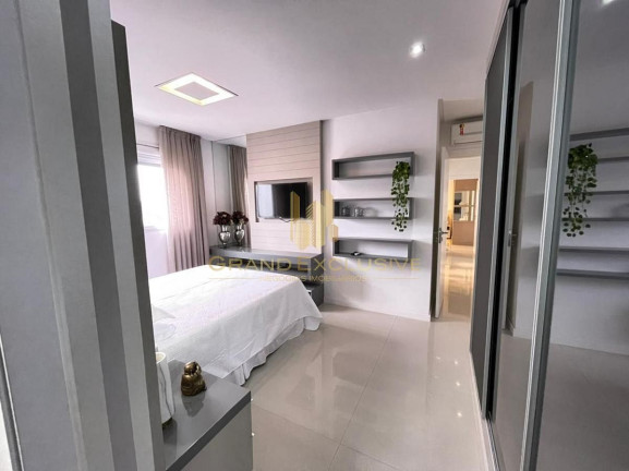 Imagem Apartamento com 3 Quartos à Venda, 132 m² em Centro - Balneário Camboriú Imagem Apartamento com 3 Quartos à Venda, 132 m² em Centro - Balneário Camboriú