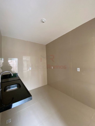 Imagem Casa com 4 Quartos à Venda, 125 m² em Messejana - Fortaleza Imagem Casa com 4 Quartos à Venda, 125 m² em Messejana - Fortaleza