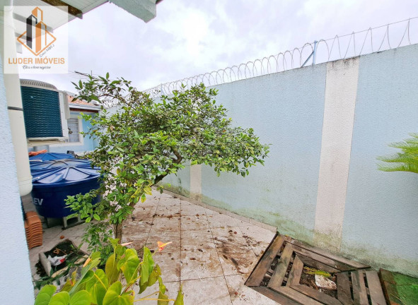 Imagem Casa com 3 Quartos à Venda, 180 m² em Fazendinha - Curitiba Imagem Casa com 3 Quartos à Venda, 180 m² em Fazendinha - Curitiba