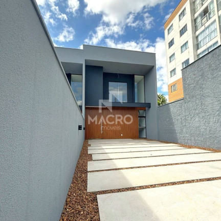 Imagem Casa com 3 Quartos à Venda, 140 m² em Rau - Jaraguá Do Sul Imagem Casa com 3 Quartos à Venda, 140 m² em Rau - Jaraguá Do Sul
