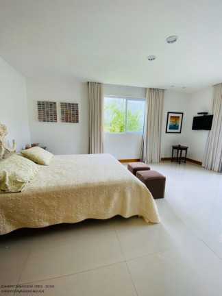 Imagem Casa com 6 Quartos à Venda, 1.300 m² em Portão - Lauro De Freitas Imagem Casa com 6 Quartos à Venda, 1.300 m² em Portão - Lauro De Freitas