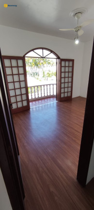 Imagem Casa com 4 Quartos à Venda, 300 m² em Coqueiros - Florianopolis Imagem Casa com 4 Quartos à Venda, 300 m² em Coqueiros - Florianopolis