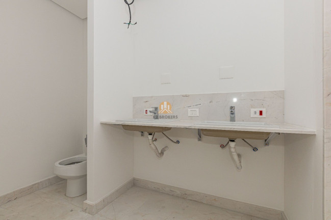 Imagem Imóvel com 2 Quartos à Venda, 131 m² em Bigorrilho - Curitiba Imagem Imóvel com 2 Quartos à Venda, 131 m² em Bigorrilho - Curitiba
