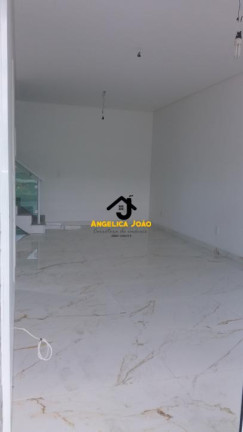 Imagem Casa de Condomínio com 3 Quartos à Venda, 210 m² em Vila Sao Jorge - São Vicente