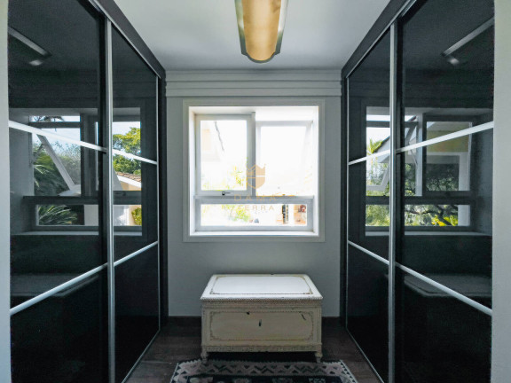 Imagem Casa com 4 Quartos à Venda, 1.500 m² em Itatiba Imagem Casa com 4 Quartos à Venda, 1.500 m² em Itatiba