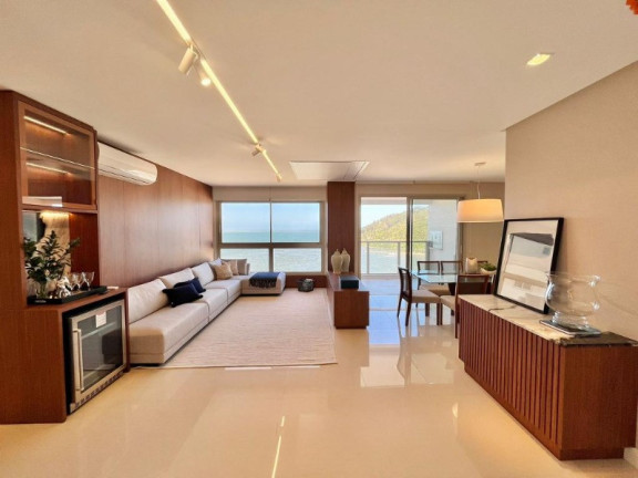Apartamento com 4 Quartos à Venda, 160 m² em Barra Sul - Balneário Camboriú