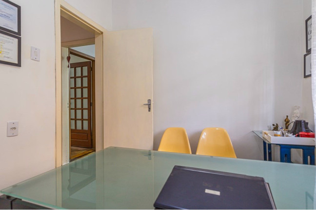 Imagem Apartamento com 3 Quartos à Venda, 122 m² em Santana - Porto Alegre Imagem Apartamento com 3 Quartos à Venda, 122 m² em Santana - Porto Alegre
