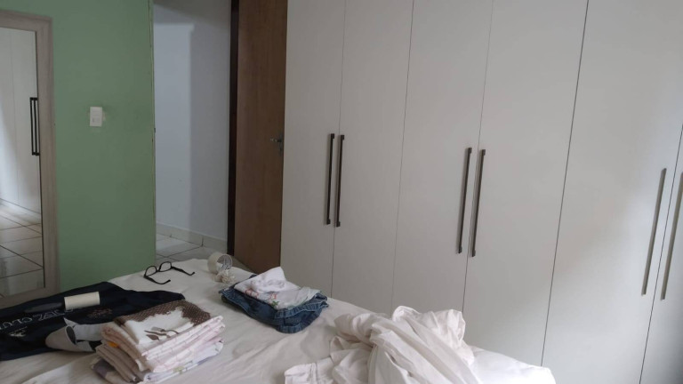 Imagem Casa com 2 Quartos à Venda, em Taboão - Diadema Imagem Casa com 2 Quartos à Venda, em Taboão - Diadema