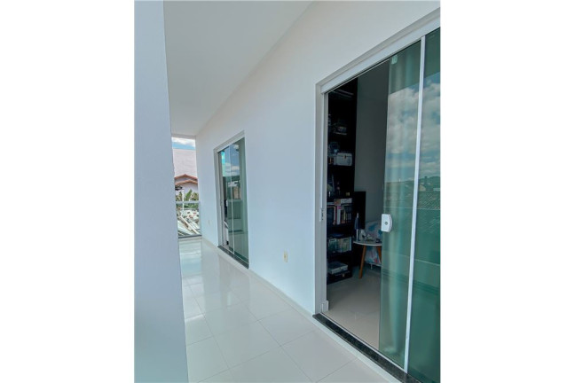 Imagem Casa com 4 Quartos à Venda, 284 m² em Centro - Balneário Camboriú Imagem Casa com 4 Quartos à Venda, 284 m² em Centro - Balneário Camboriú