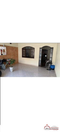 Imagem Casa com 1 Quarto à Venda, em Centro - Jacareí Imagem Casa com 1 Quarto à Venda, em Centro - Jacareí