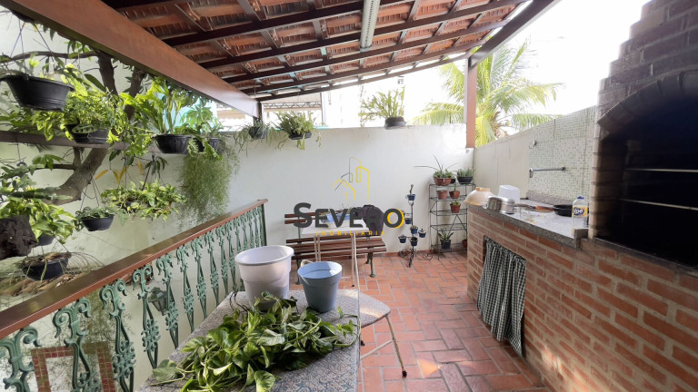 Imagem Casa de Condomínio com 4 Quartos à Venda, 229 m² em Centro - São Gonçalo