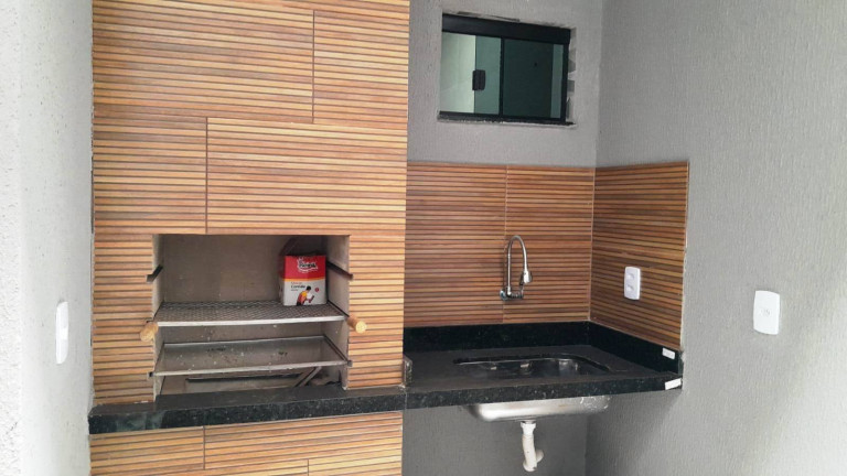 Imagem Casa com 3 Quartos à Venda, 110 m² em Goiânia Imagem Casa com 3 Quartos à Venda, 110 m² em Goiânia