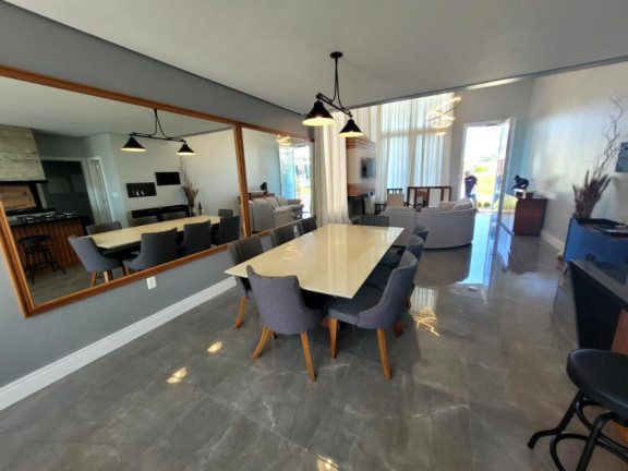 Imagem Casa com 4 Quartos à Venda, 180 m² em Dubai - Capao Da Canoa Imagem Casa com 4 Quartos à Venda, 180 m² em Dubai - Capao Da Canoa