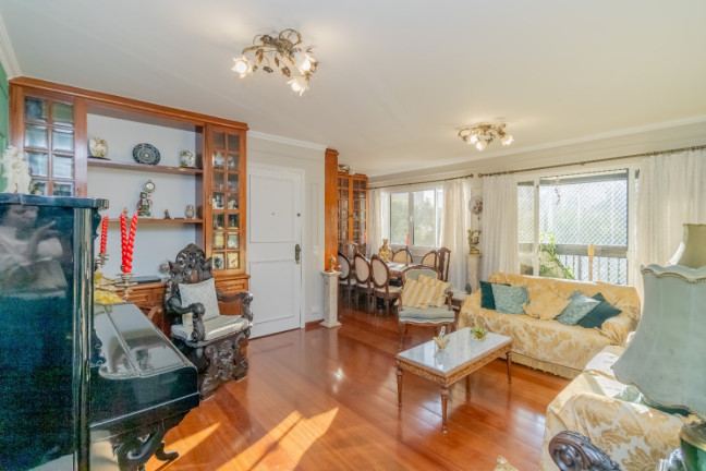 Apartamento com 3 Quartos à Venda, 129 m² em Moema - São Paulo