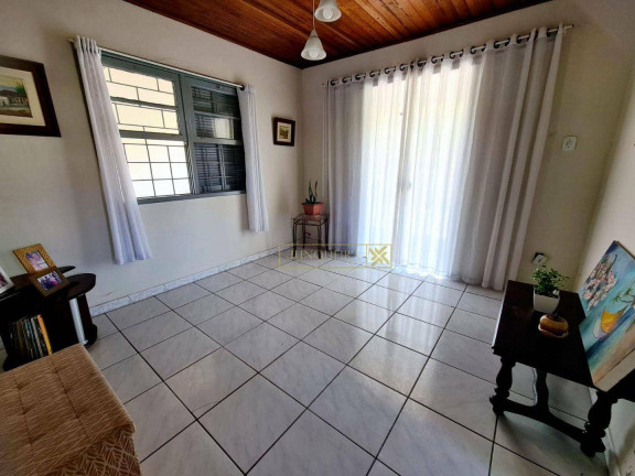Casa com 3 Quartos à Venda, 172 m² em Centro - São José