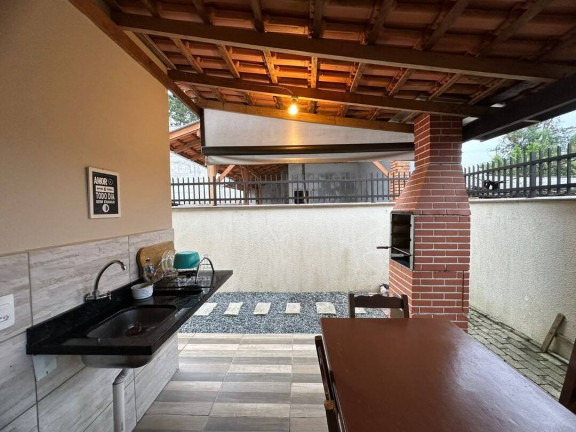Imagem Casa com 2 Quartos à Venda, 69 m² em Pinheiros - Balneário Barra Do Sul Imagem Casa com 2 Quartos à Venda, 69 m² em Pinheiros - Balneário Barra Do Sul