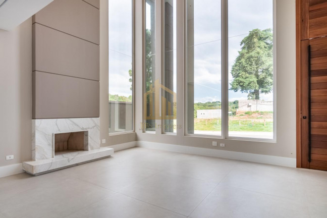 Imagem Casa com 3 Quartos à Venda, 300 m² em Santa Felicidade - Curitiba Imagem Casa com 3 Quartos à Venda, 300 m² em Santa Felicidade - Curitiba