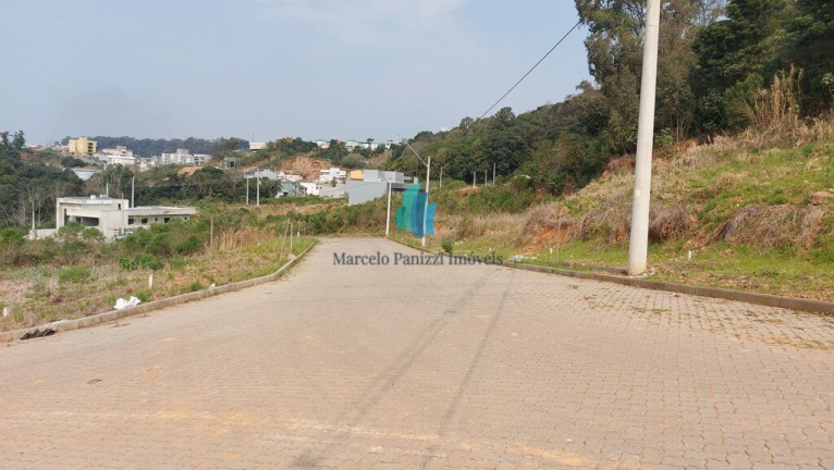 Imagem Terreno à Venda, 292 m² em São Roque - Bento Gonçalves Imagem Terreno à Venda, 292 m² em São Roque - Bento Gonçalves