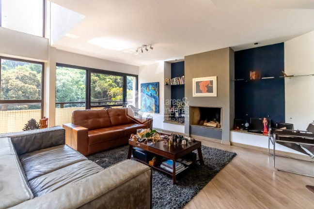 Imagem Imóvel com 3 Quartos à Venda, 245 m² em Vila Suzana - São Paulo Imagem Imóvel com 3 Quartos à Venda, 245 m² em Vila Suzana - São Paulo