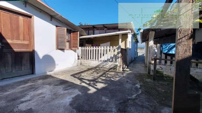 Imagem Casa com 4 Quartos à Venda, 195 m² em Estufa 2 - Ubatuba Imagem Casa com 4 Quartos à Venda, 195 m² em Estufa 2 - Ubatuba