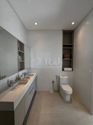 Imagem Cobertura com 4 Quartos à Venda, 264 m² em Centro - Balneário Camboriú Imagem Cobertura com 4 Quartos à Venda, 264 m² em Centro - Balneário Camboriú