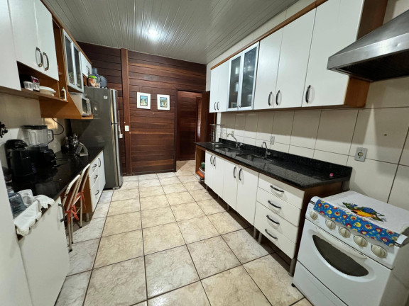 Imagem Casa com 5 Quartos à Venda, 490 m² em Condomínio Nossa Fazenda - Esmeraldas