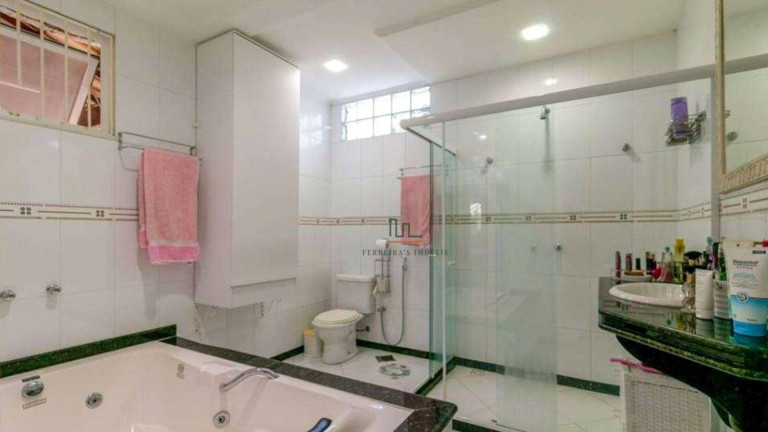 Imagem Casa com 3 Quartos à Venda, 310 m² em Piratininga - Niterói