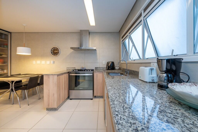 Imagem Apartamento com 3 Quartos à Venda, 238 m² em Vila Suzana - São Paulo Imagem Apartamento com 3 Quartos à Venda, 238 m² em Vila Suzana - São Paulo