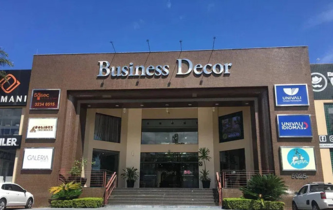 Sala Comercial à Venda, 250 m² em Saco Grande 2 - Florianópolis