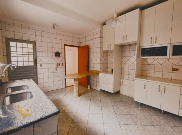 Imagem Sobrado com 4 Quartos à Venda, 165 m² em Monte Carlo - Campo Grande Imagem Sobrado com 4 Quartos à Venda, 165 m² em Monte Carlo - Campo Grande