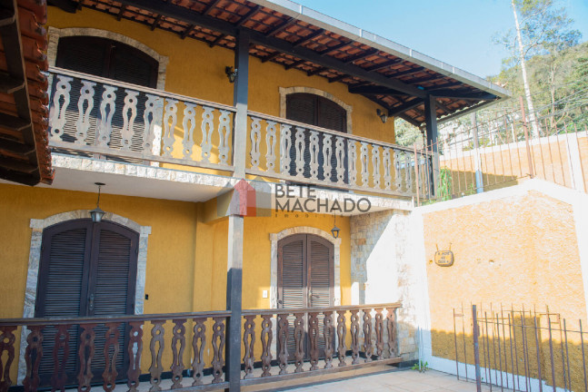 Imagem Casa com 4 Quartos à Venda, 135 m² em Araras - Teresópolis