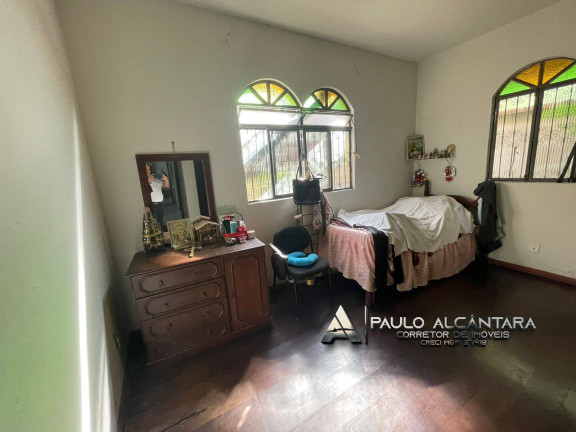 Imagem Casa com 3 Quartos à Venda, 250 m² em Giovanini - Coronel Fabriciano