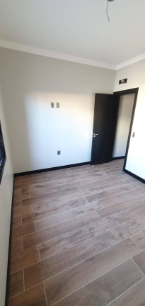Imagem Casa com 3 Quartos à Venda, em Pinheiro - São Leopoldo Imagem Casa com 3 Quartos à Venda, em Pinheiro - São Leopoldo