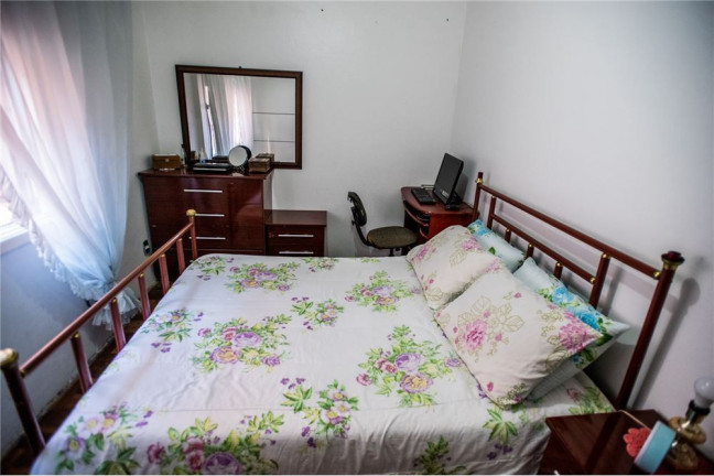 Imagem Imóvel com 2 Quartos à Venda, em Passo Da Areia - Porto Alegre Imagem Imóvel com 2 Quartos à Venda, em Passo Da Areia - Porto Alegre