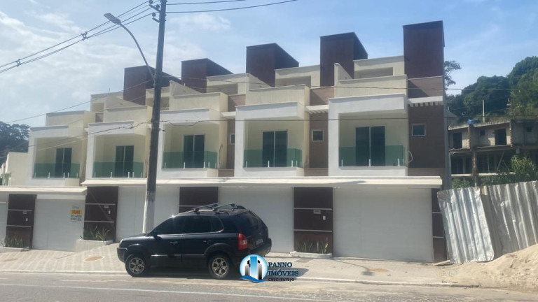 Casa de Condomínio com 2 Quartos à Venda, 120 m² em Jardim Primavera - Duque De Caxias