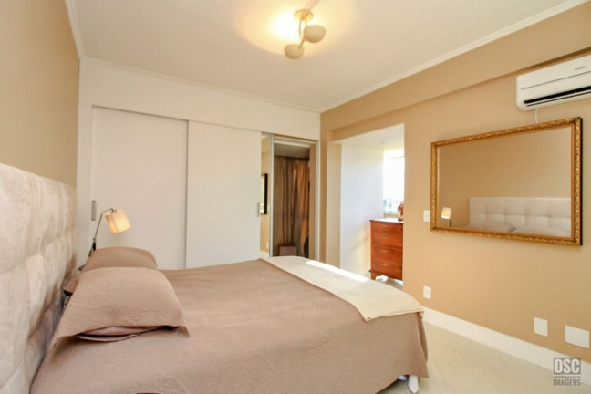 Imagem Imóvel com 2 Quartos à Venda, 101 m² em Higienópolis - Porto Alegre Imagem Imóvel com 2 Quartos à Venda, 101 m² em Higienópolis - Porto Alegre